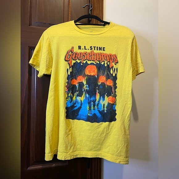 Disney Tops - Disney Goosebumps Graphic T-Shirt size medium